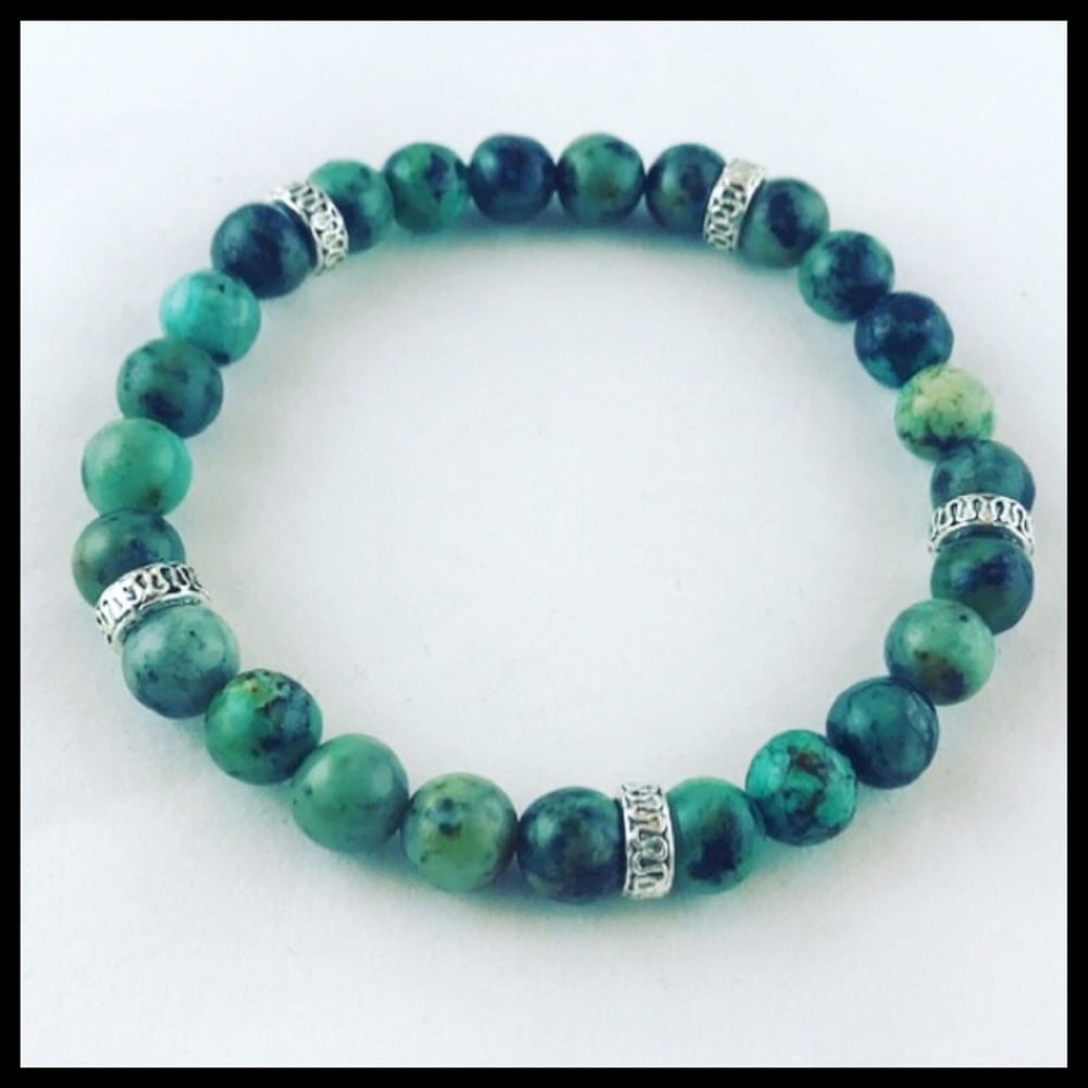 Men or women green african turquoise bead bracelet
